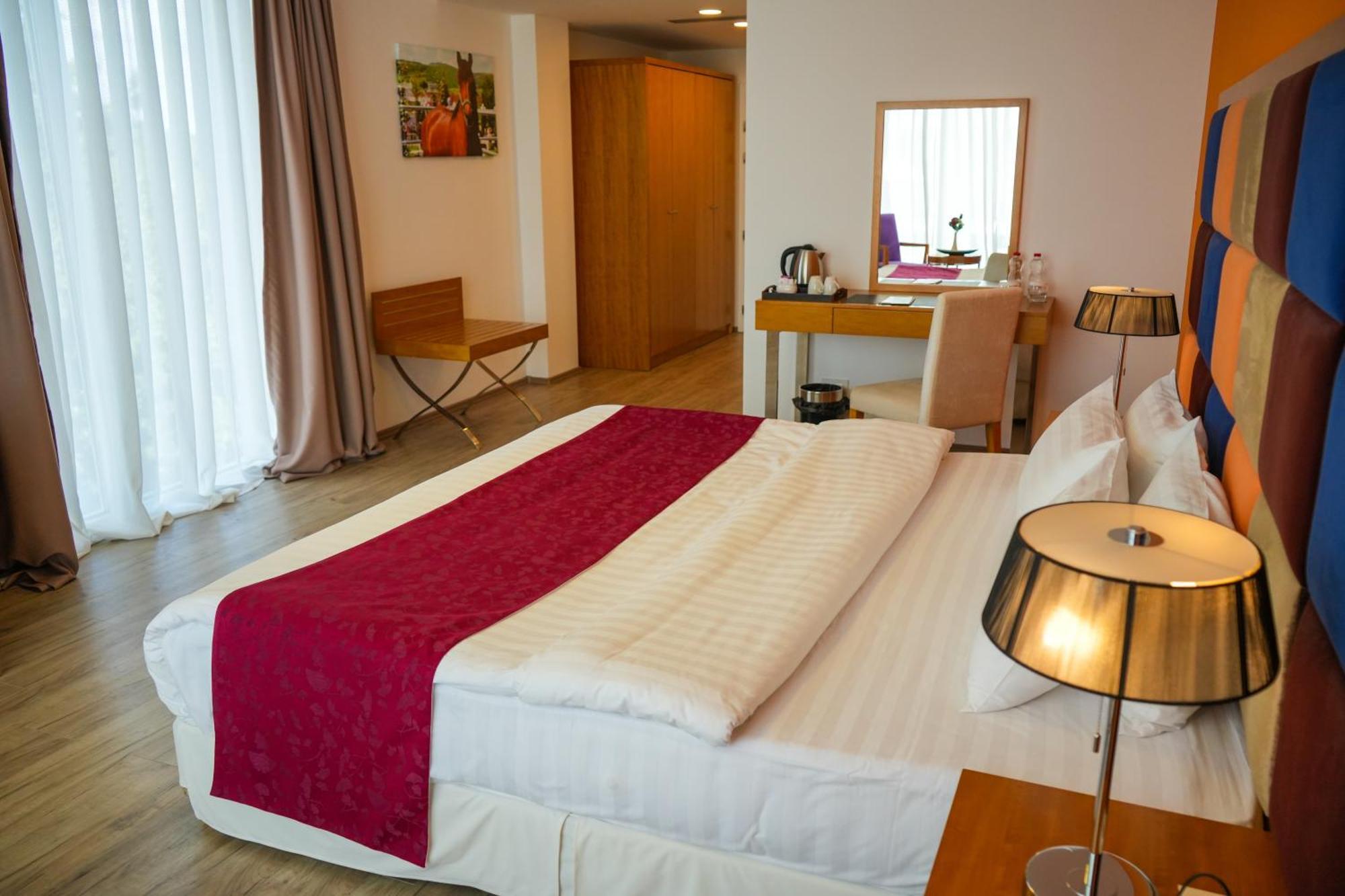 Queen Vali Palace Prilepnica 外观 照片