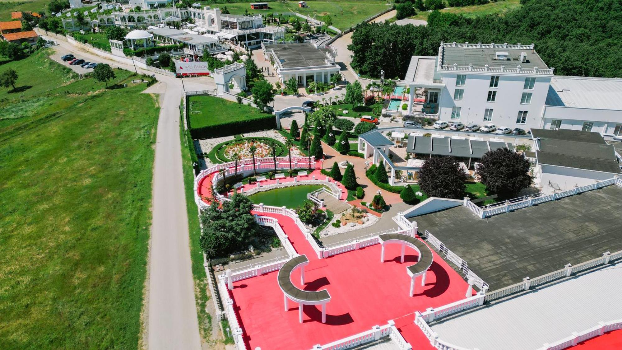 Queen Vali Palace Prilepnica 外观 照片